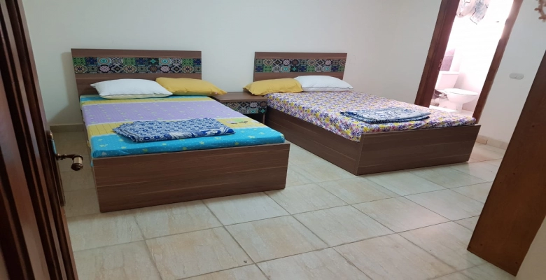 شاليه للايجار في لازوردي باي - الساحل الشمالي / A chalet is available for rent in Lazurde Bay - North Coast