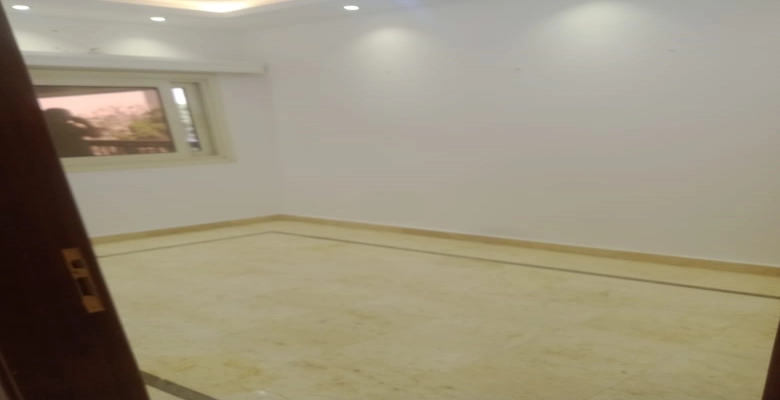 شقة للايجار في شارع أحمد مظهر - الزمالك / Apartment for rent on Ahmed Mazhar Street - Zamalek