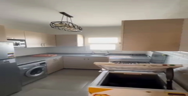 شاليه للايجار فى امواج - الساحل الشمالي / A chalet for rent in Amwaj - North Coast