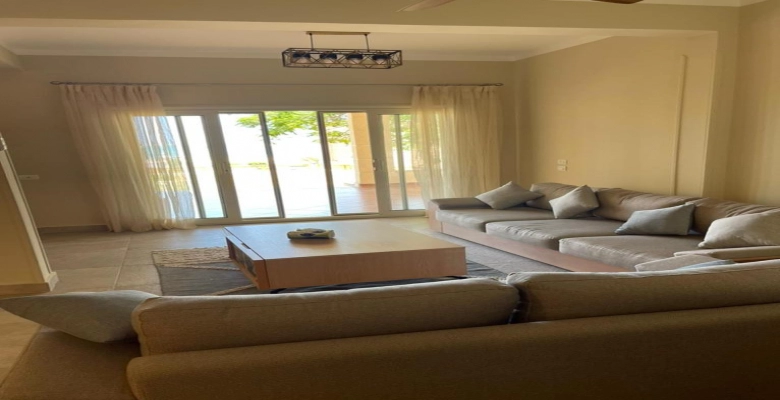 فيلا للايجار في مارينا (الساحل الشمالى ) - Villa for rent in Marina (North Coast)