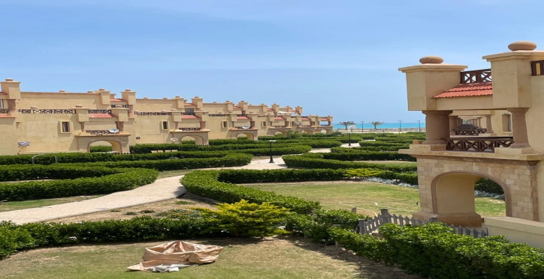 شاليه للايجار فى لازوردى باى  Chalet for rent in L'azurde Bay