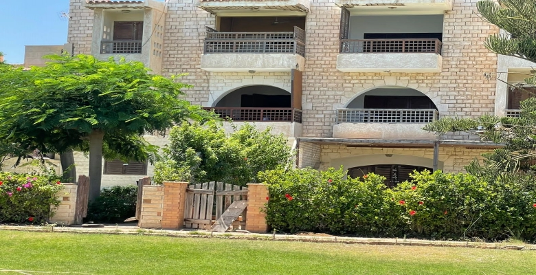 شالية للايجار فى مارينا 4  algomhoria