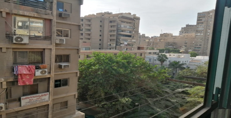 شقة للبيع في الدقي شارع هارون متفرع من ميدان المساحه 135 متر .Apartment for sale in Dokki