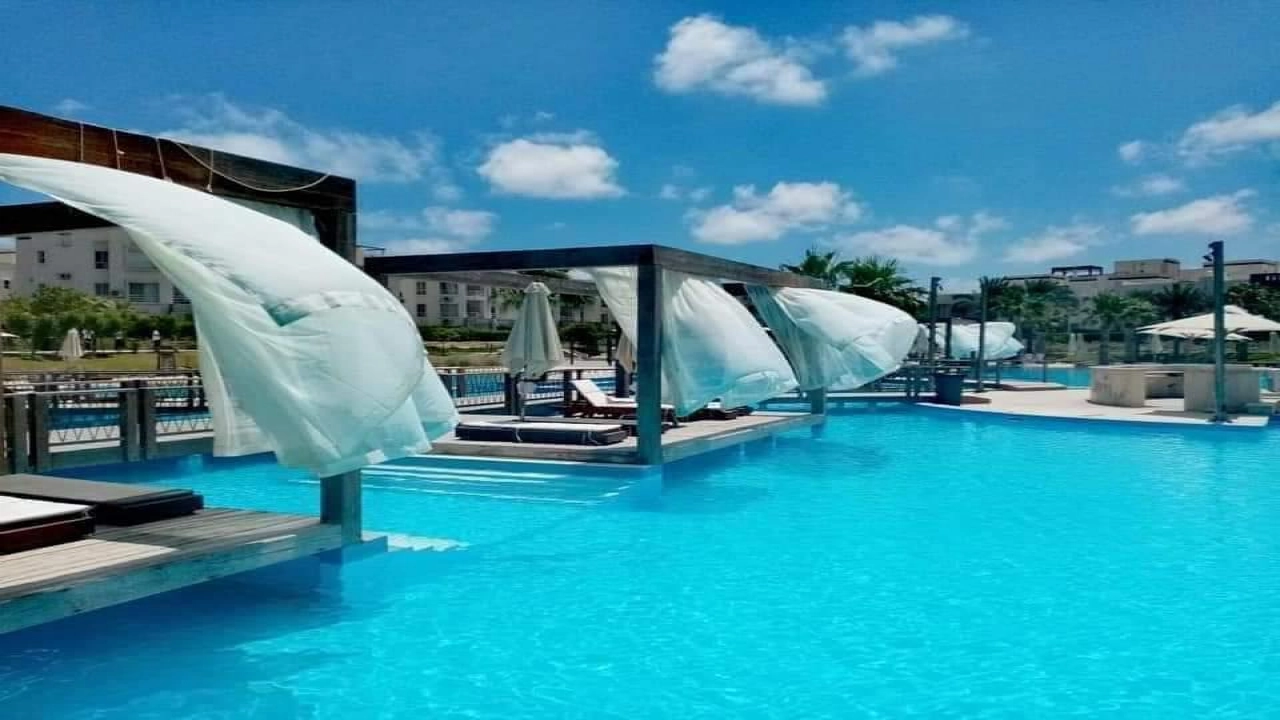 شاليه للايجار بالساحل الشمالي امواج -  A chalet for rent in North Coast Amwaj