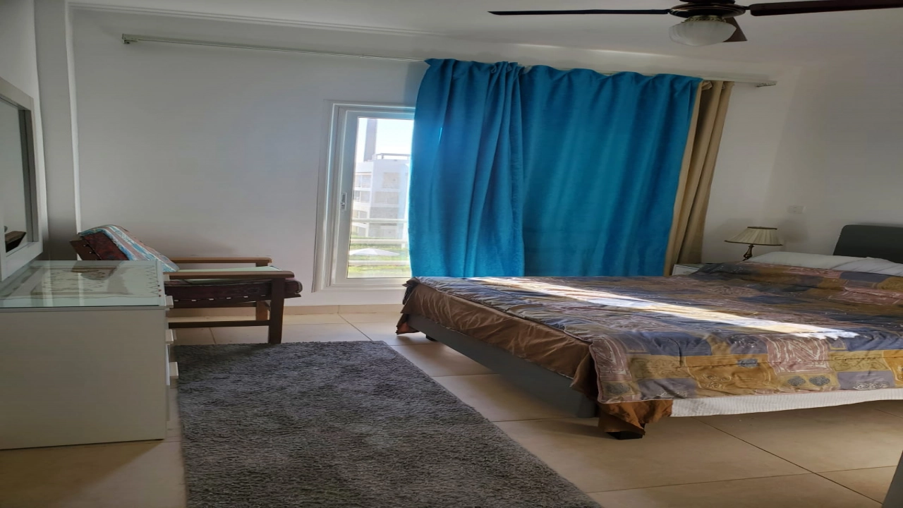 شالية للايجار 2 غرفه _قرية امواج_ الساحل الشمالي