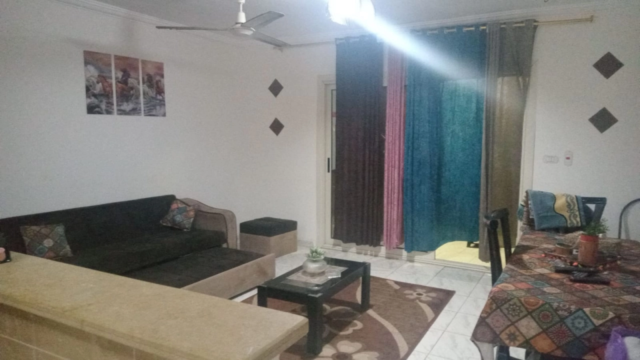 شالية للإيجار في قرية ديمورا الساحل الشمالي غرفتين