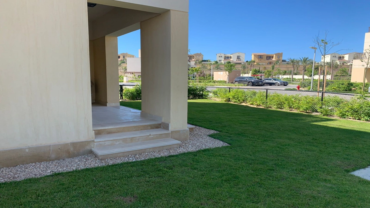 شالية 2 غرفة للايجار -- في الساحل الشمالي - بمراسي ( بلانكا )