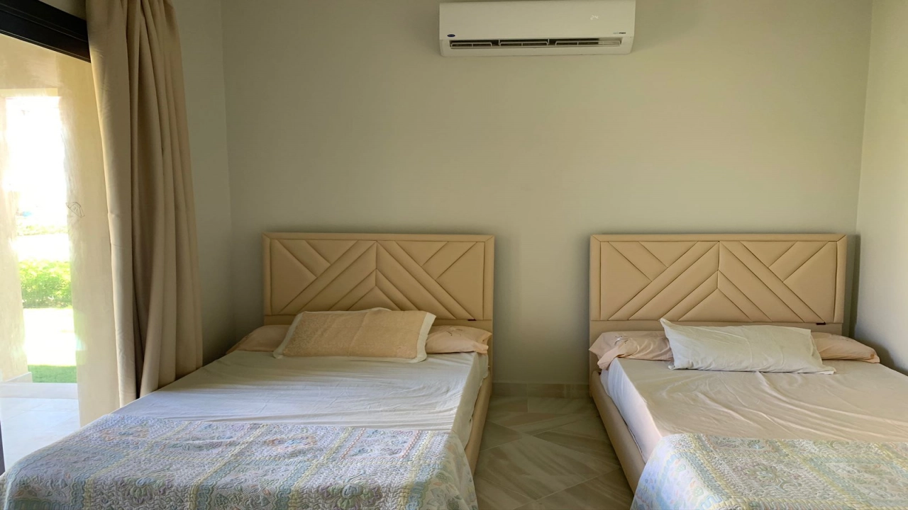 شالية 2 غرفة للايجار -- في الساحل الشمالي - بمراسي ( بلانكا )