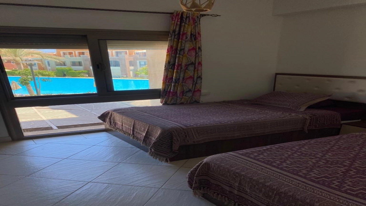 شالية 3غرفة للأيجار بالساحل الشمالي بقرية مراسي (فيردي)