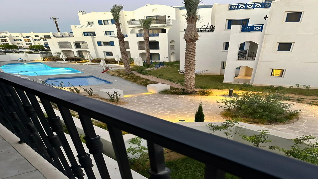 شاليه للايجار في مراسي جريك الساحل الشمالي غرفتين