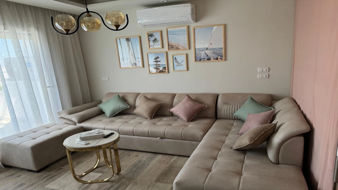 فيلا 5 غرف بالساحل الشمالي قرية