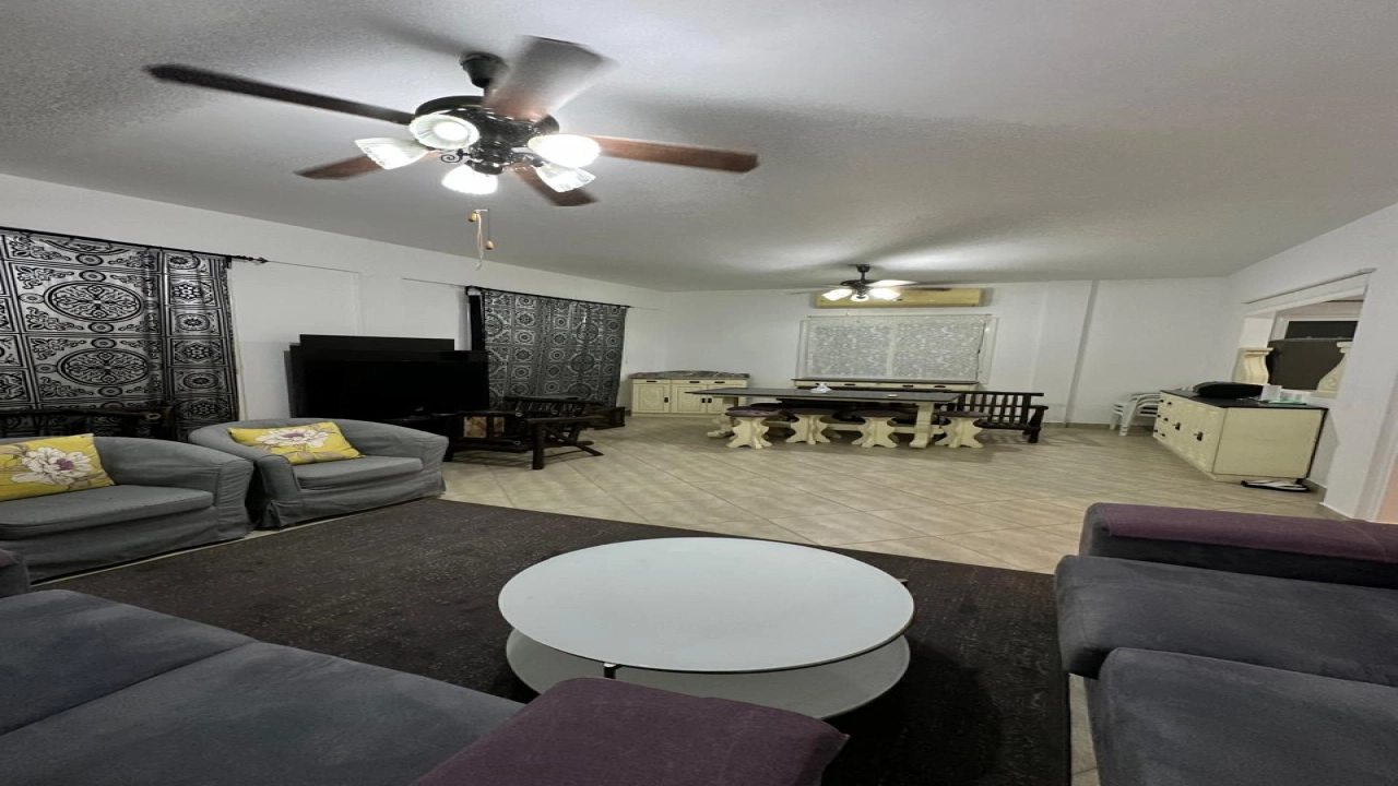 شاليه للايجار في امواج الساحل الشمالي 4غرف