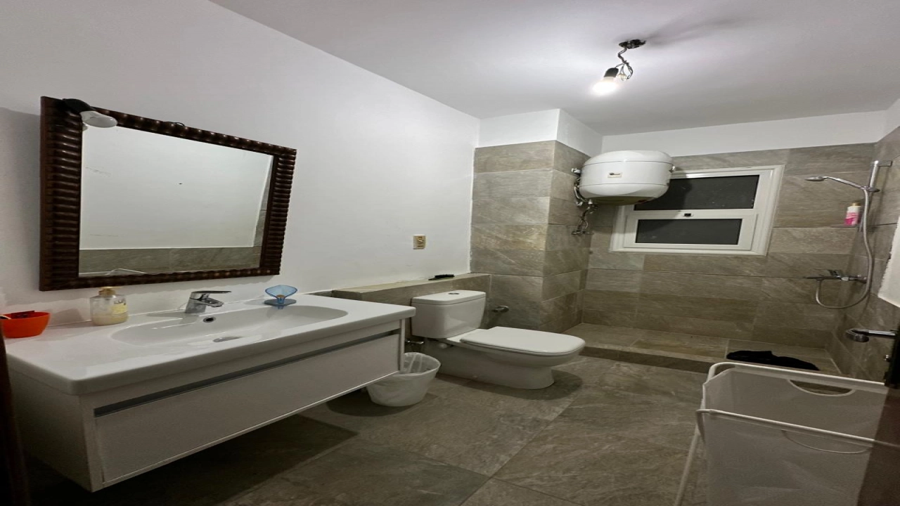 شاليه للايجار في امواج الساحل الشمالي 4غرف