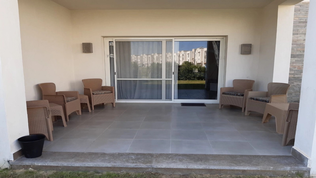 شالية للايجار3  نوم اراضي بحديقة في قرية امواج الساحل الشمالي