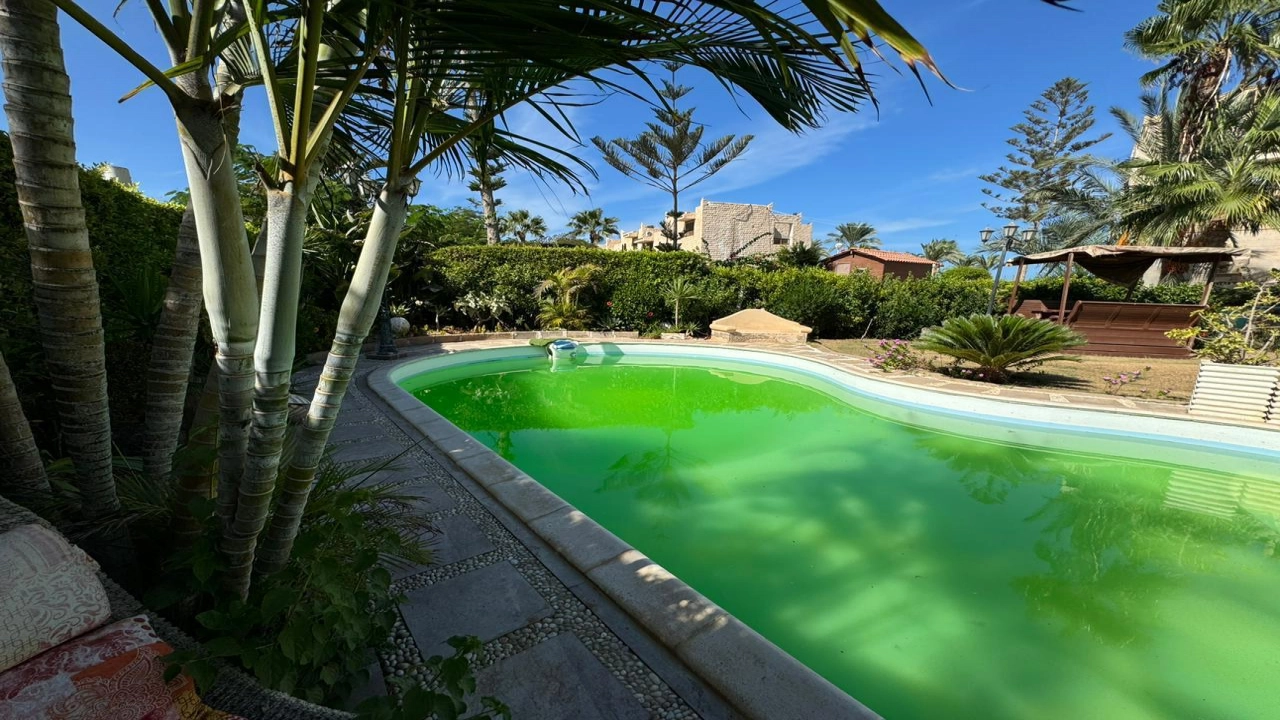 فيلا للبيع في مارينا 5