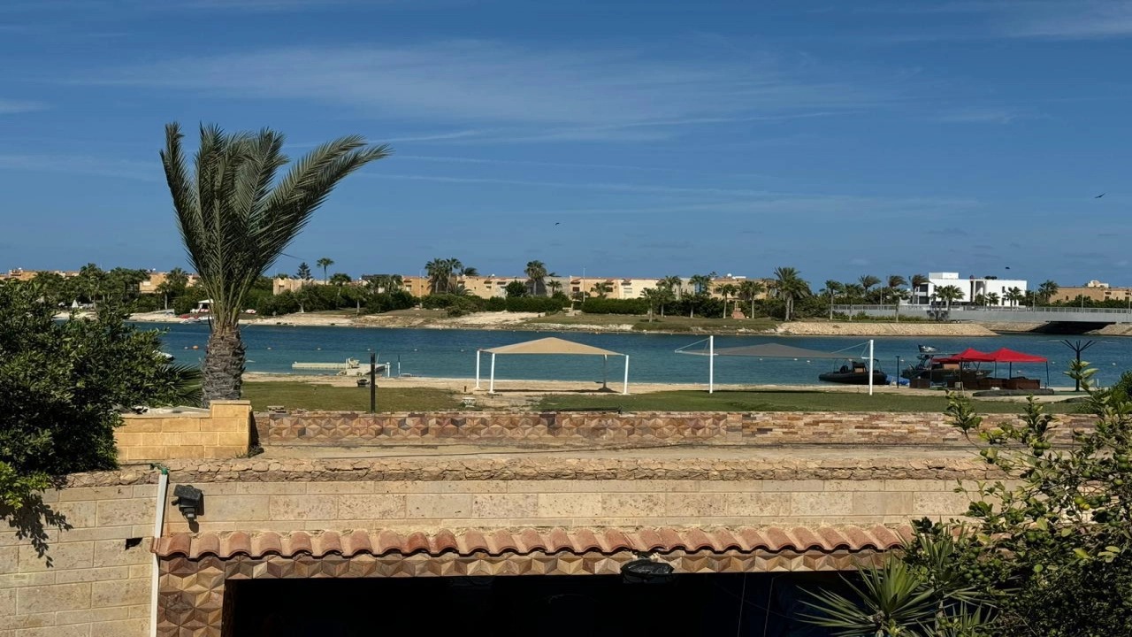 فيلا للبيع في مارينا 5