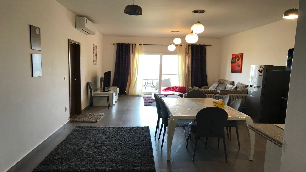 شالية للإيجار في قرية امواج الساحل الشمالي سيدي عبد الرحمن 3 غرف