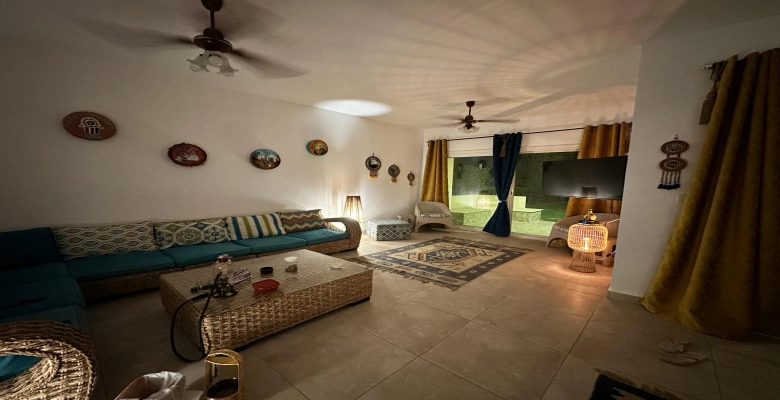 شالية للإيجار في قرية امواج الساحل الشمالي Chalet for rent in Amwaj North Coast Village