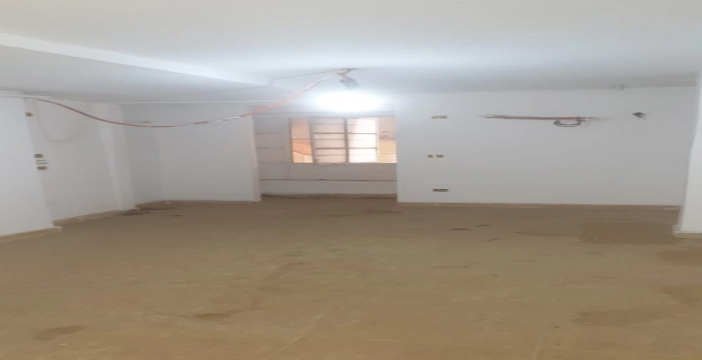 محل مساحة 50متر بشارع محمد مظهر/ 50 sqm shop on Ahmed Al Mazhar Street