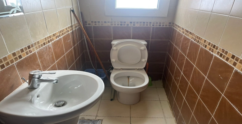 شالية للإيجار في قرية بلومار الساحل الشمالي  Chalet for rent in Blumar Village, North Coast