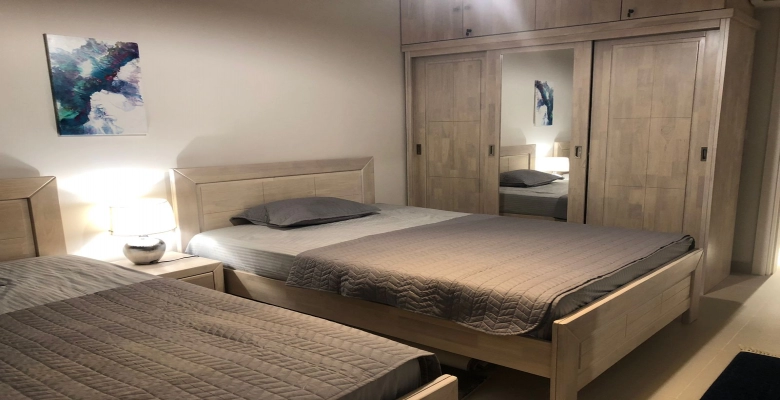 شاليه للايجار في مراسي غرفه نوم