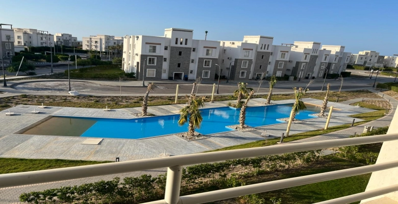 شالية للإيجار في قرية امواج الساحل الشمالي Chalet for rent in Amwaj North Coast Village