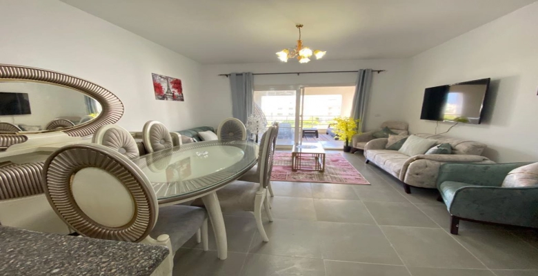 شالية للإيجار في قريه امواج  الساحل الشمالي Chalet for rent in Amwaj Village, North Coast