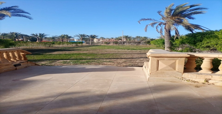 فيلا للبيع في مارينا 5 - الساحل الشمالي / Villa for sale in Marina 5 - North Coast