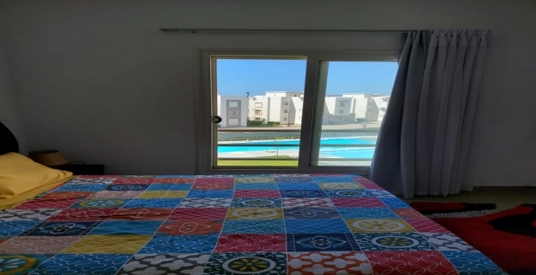 شالية للإيجار في قرية امواج الساحل الشمالي Chalet for rent in Amwaj North Coast Village