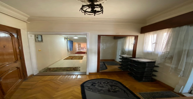 شقة للبيع بالزمالك - شارع ابو الفدا / Apartment for sale or rent in Zamalek - Abu Al Feda Street