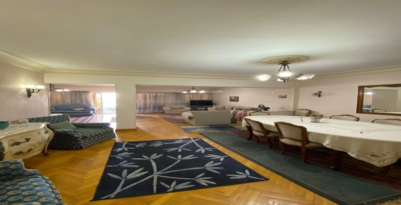 شقة للبيع بالزمالك - شارع ابو الفدا / Apartment for sale or rent in Zamalek - Abu Al Feda Street