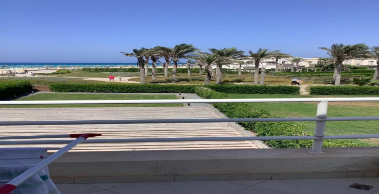 فيلا للبيع في امواج