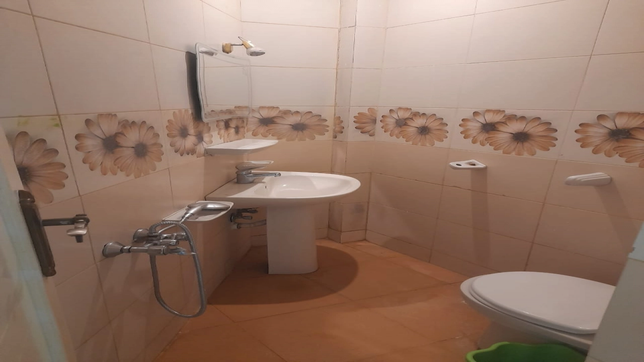 شاليـــة للايجـــار بمارينا بوابة 5 - Chalet for rent in Marina Gate 5