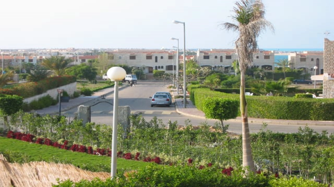 شاليه للايجار بالساحل الشمالى مارينا 4 - Chalet for rent in North Coast Marina 4