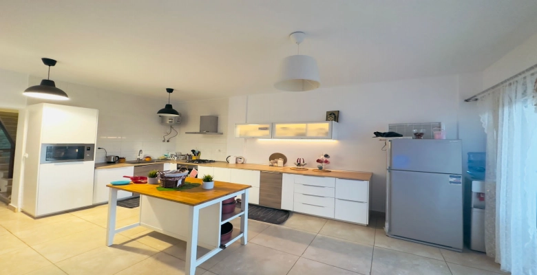 شالية للإيجار في قرية امواج الساحل الشمالي