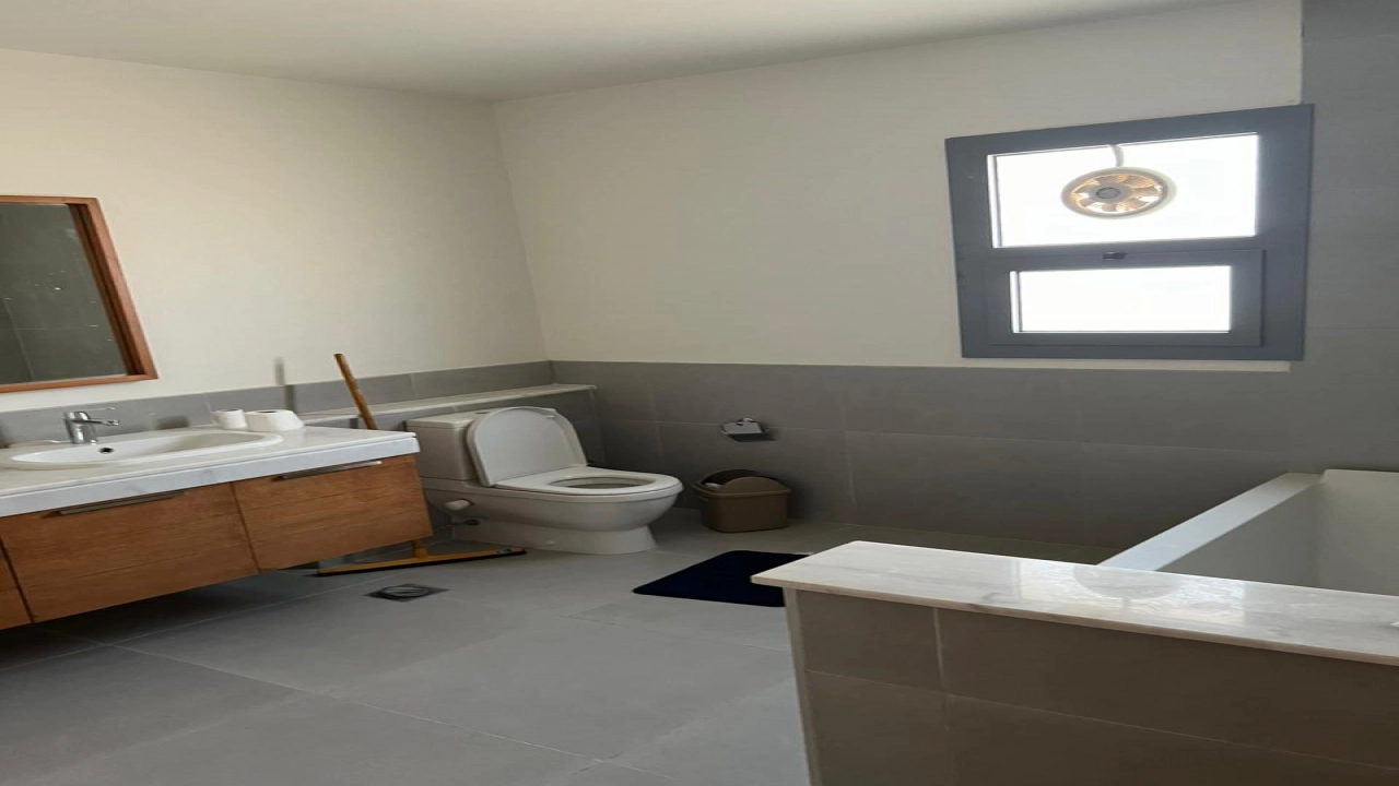 فيلا للايجار فى مراسي (الساحل الشمالى ) , Villa for rent in Marassi (North Coast)