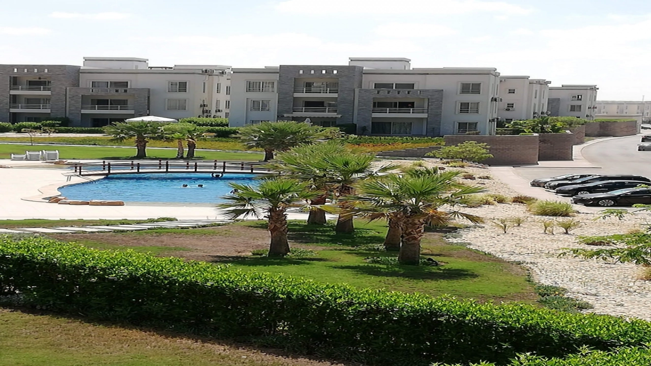 شالية للبيع في الساحل الشمالي قرية امواج Chalet for sale in the North Coast, Amwaj Village