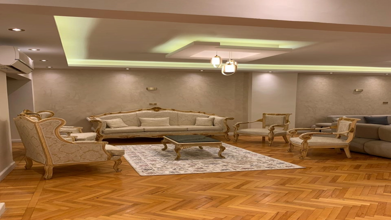 شقة للايجار فى الزمالك