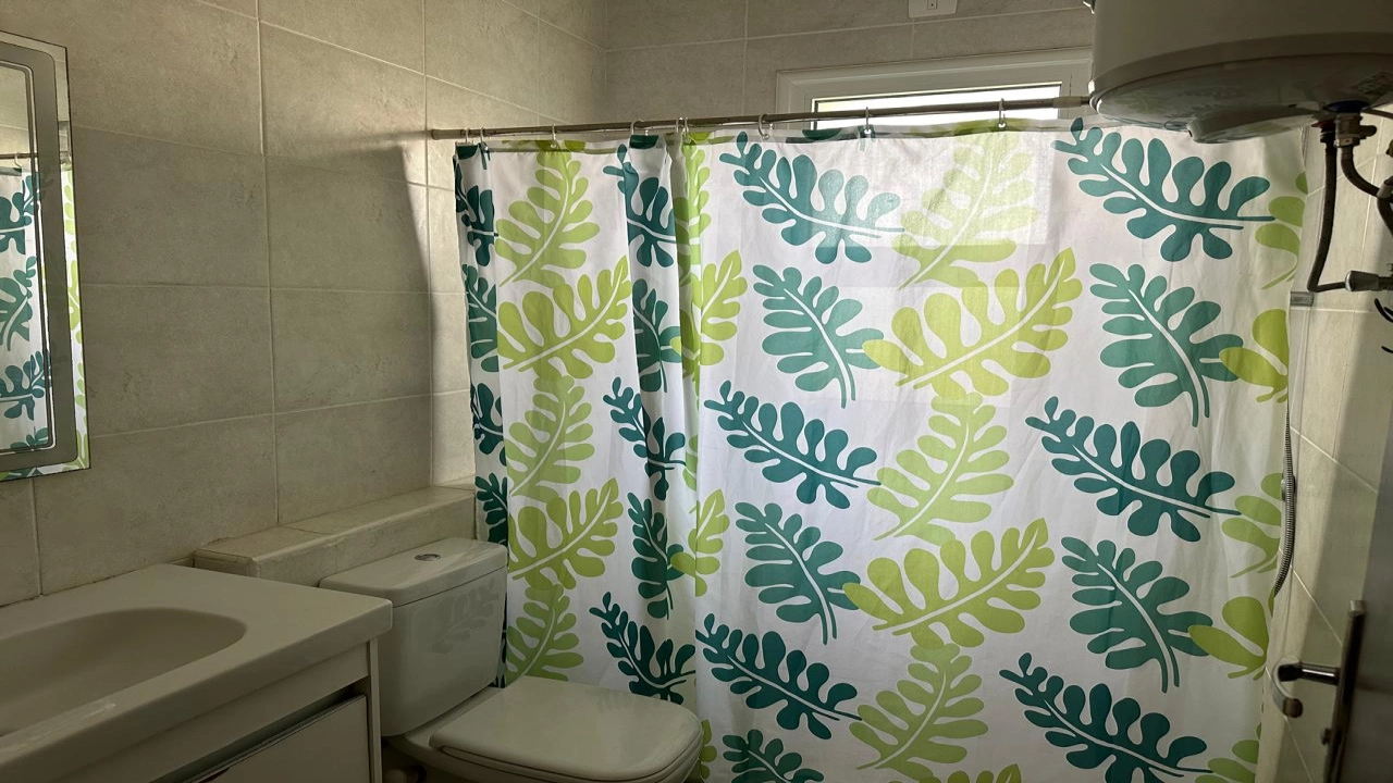 شالية ايجار 2 نوم اراضي  بجنينة في قرية امواج الساحل الشمالي