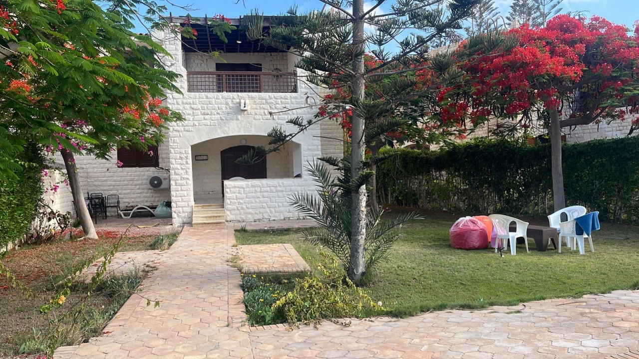 فيلا للايجار 4 غرف في مارينا الساحل الشمالي