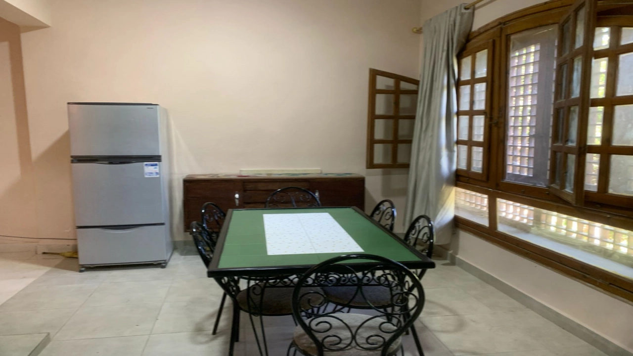 فيلا للايجار 4 غرف في مارينا الساحل الشمالي