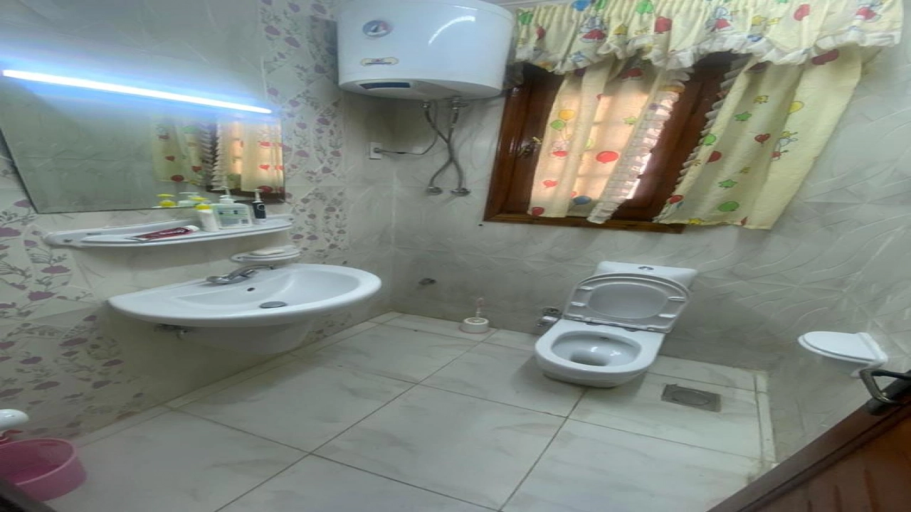 شاليه  لايجارفي مارينا الساحل الشمالي