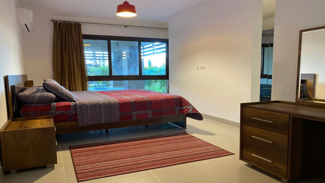 شاليه للايجار في مراسي مارينا ارضي بجاردن 3 غرف