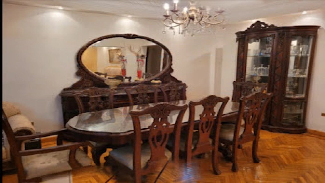 شقة للإيجار في ارقي شوارع الزمالك