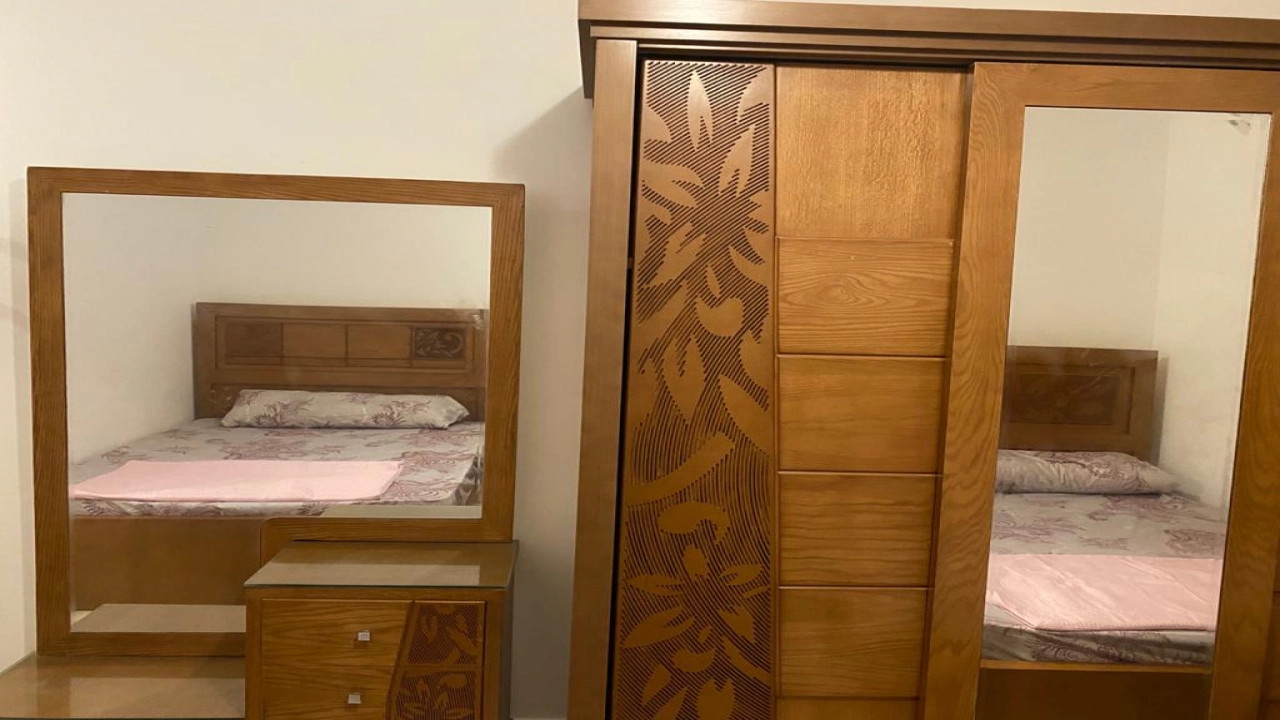 شاليه للايجار في كوان سيزر راس الحكمه ارضي 3غرف