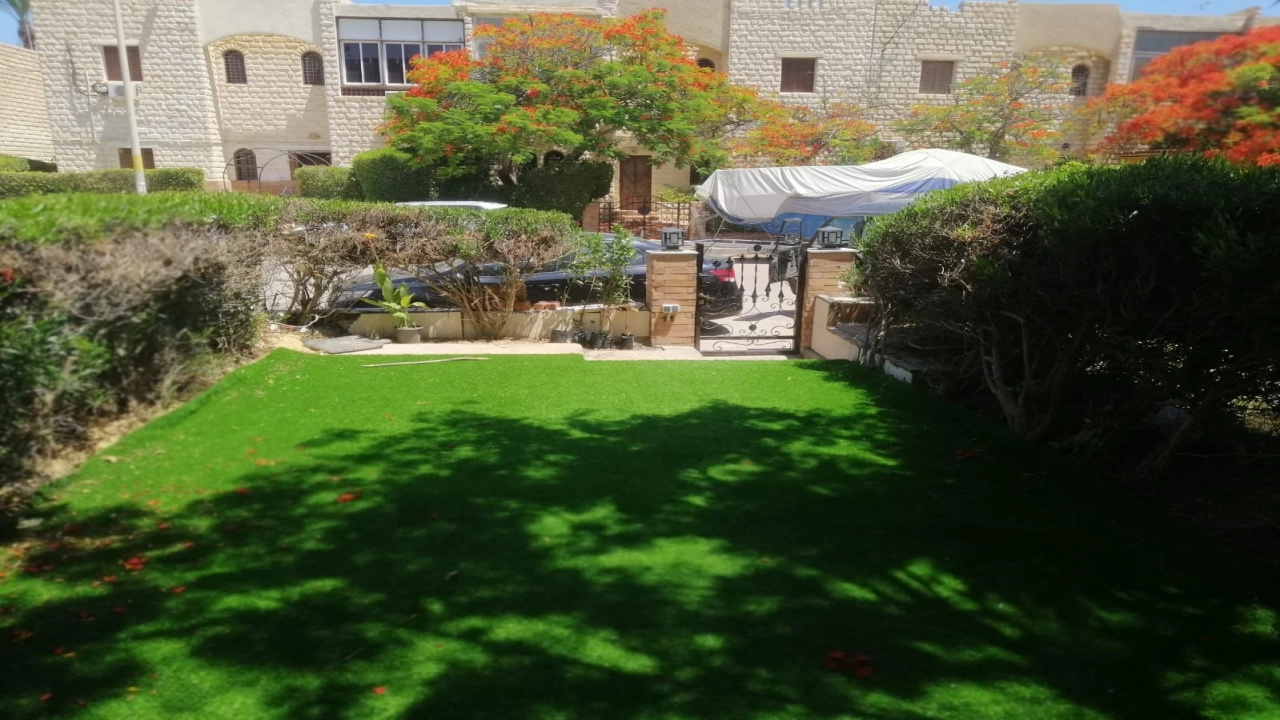 ( شاليه للايجار) مارينا ٢