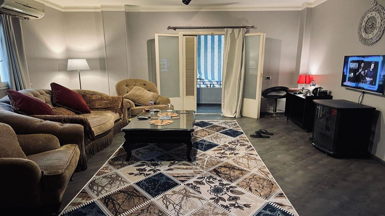 شقه للايجار بالزمالك 2 غرفه