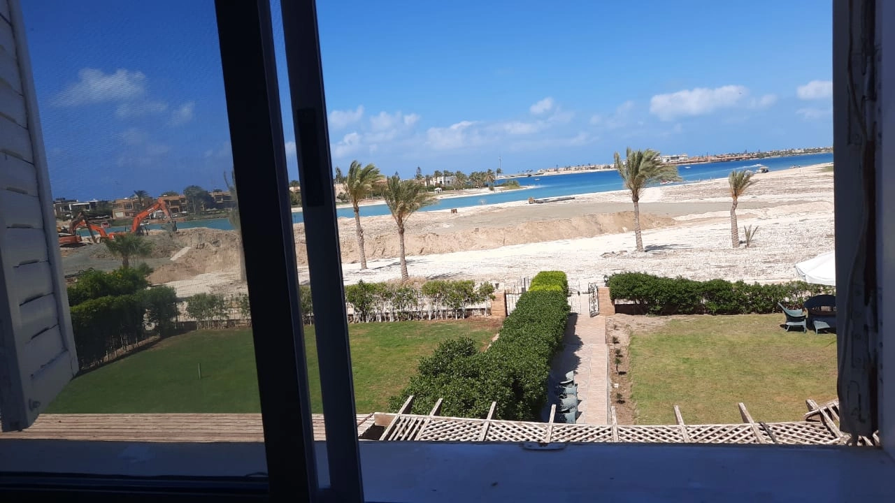 فيلا للايجار فى مارينا 4  (الساحل الشمالى )