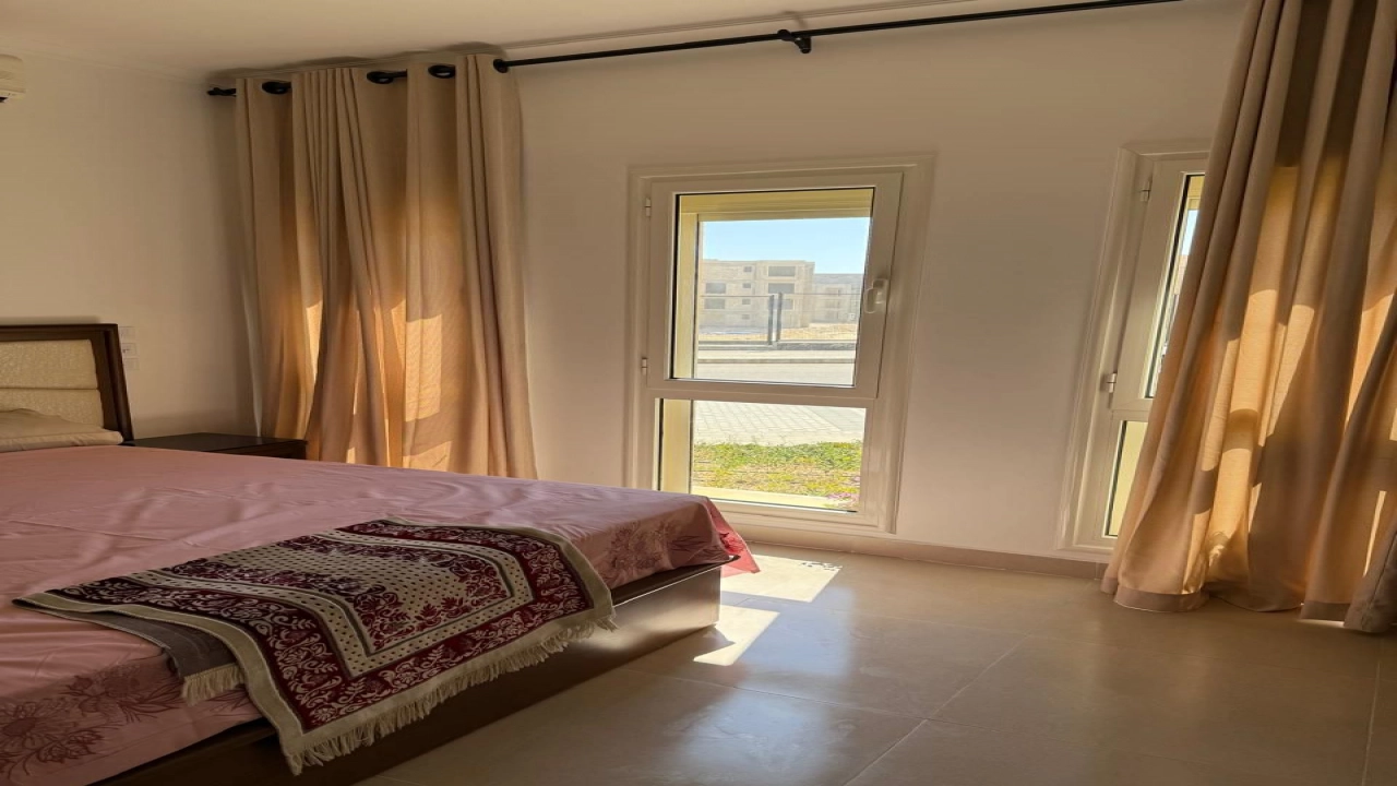 شالية للايجار في جايا راس الحكمة ارضي بجاردن 3غرف