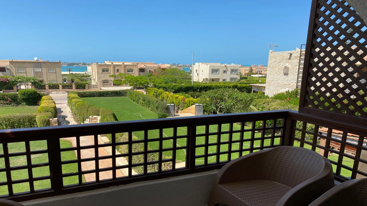 شاليه فى مارينا بوابه الرابعه